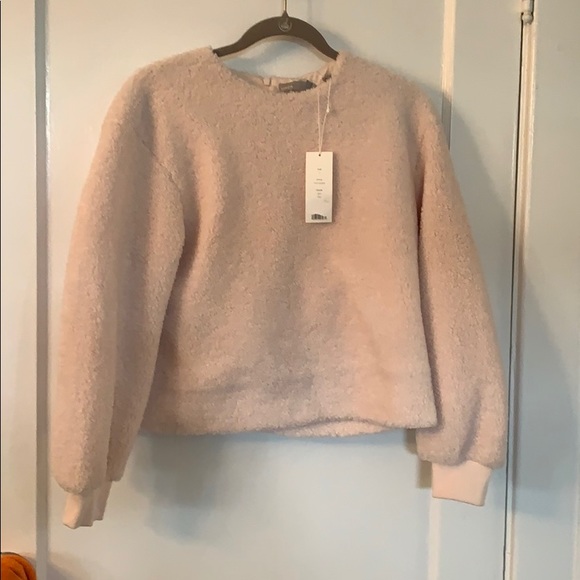 Vince Sweaters - NWT Vince Teddy Shearling pullover Women Sz Small